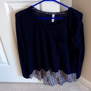 Women's long sleeve top.